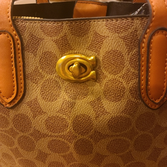 Co*ch Inspired - Picture 4 of 6